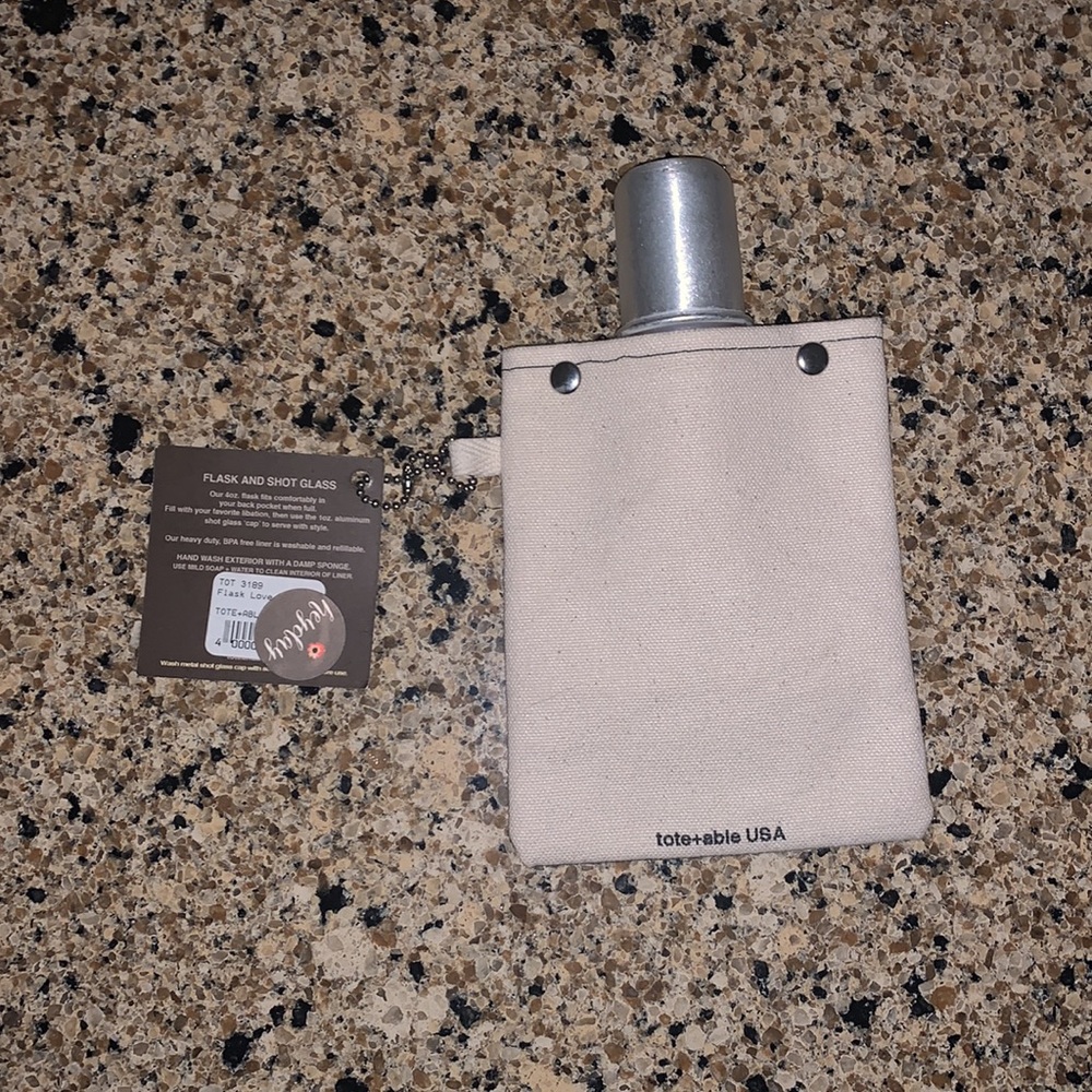 FLASK - Picture 2 of 3
